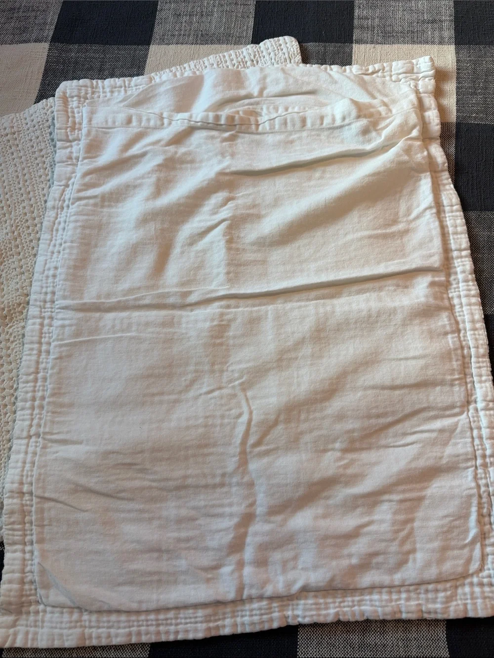 Pottery Barn Cream Waffle Weave Pillow Sham Pair